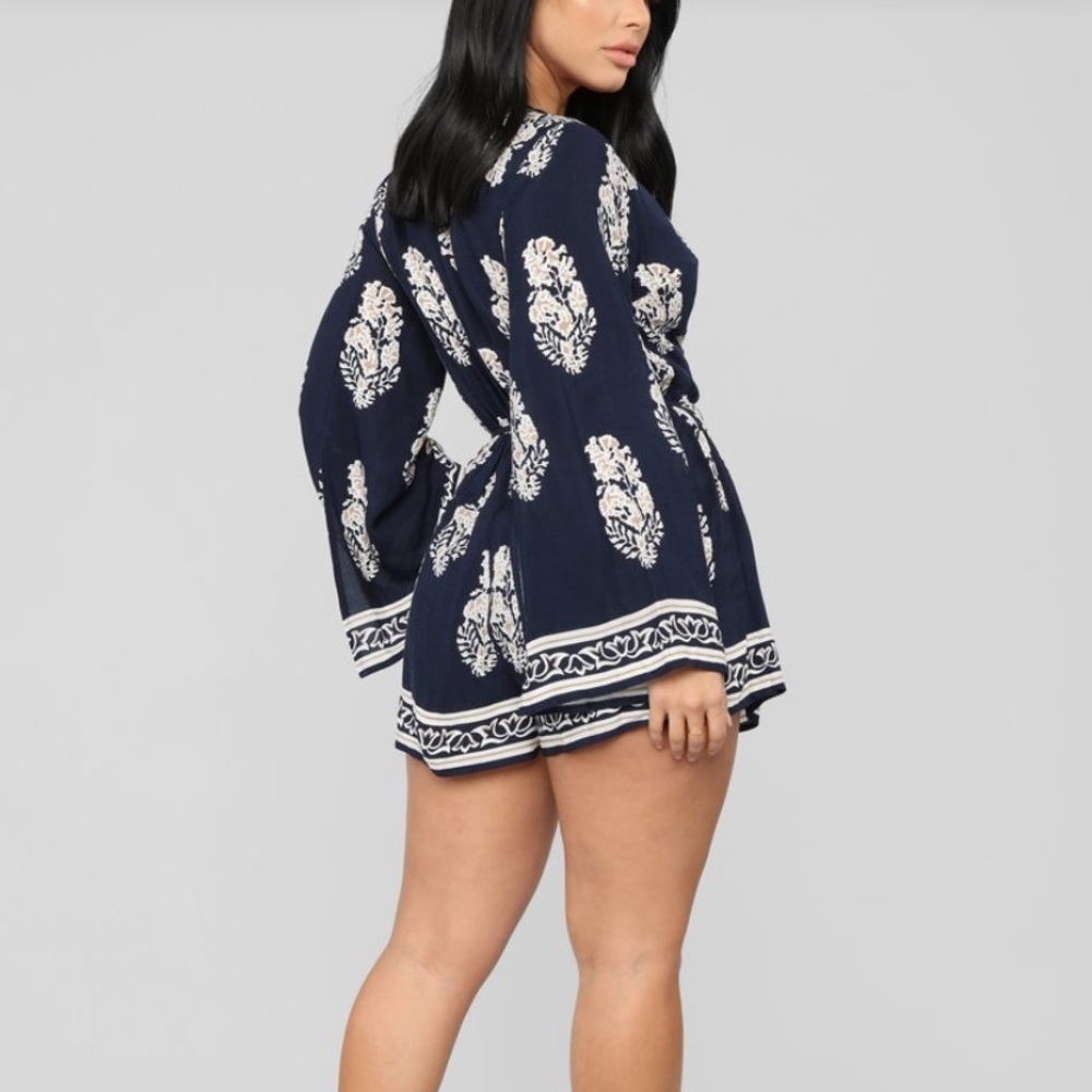 FashioNova Abby Romper - Navy - Picture 1 of 6